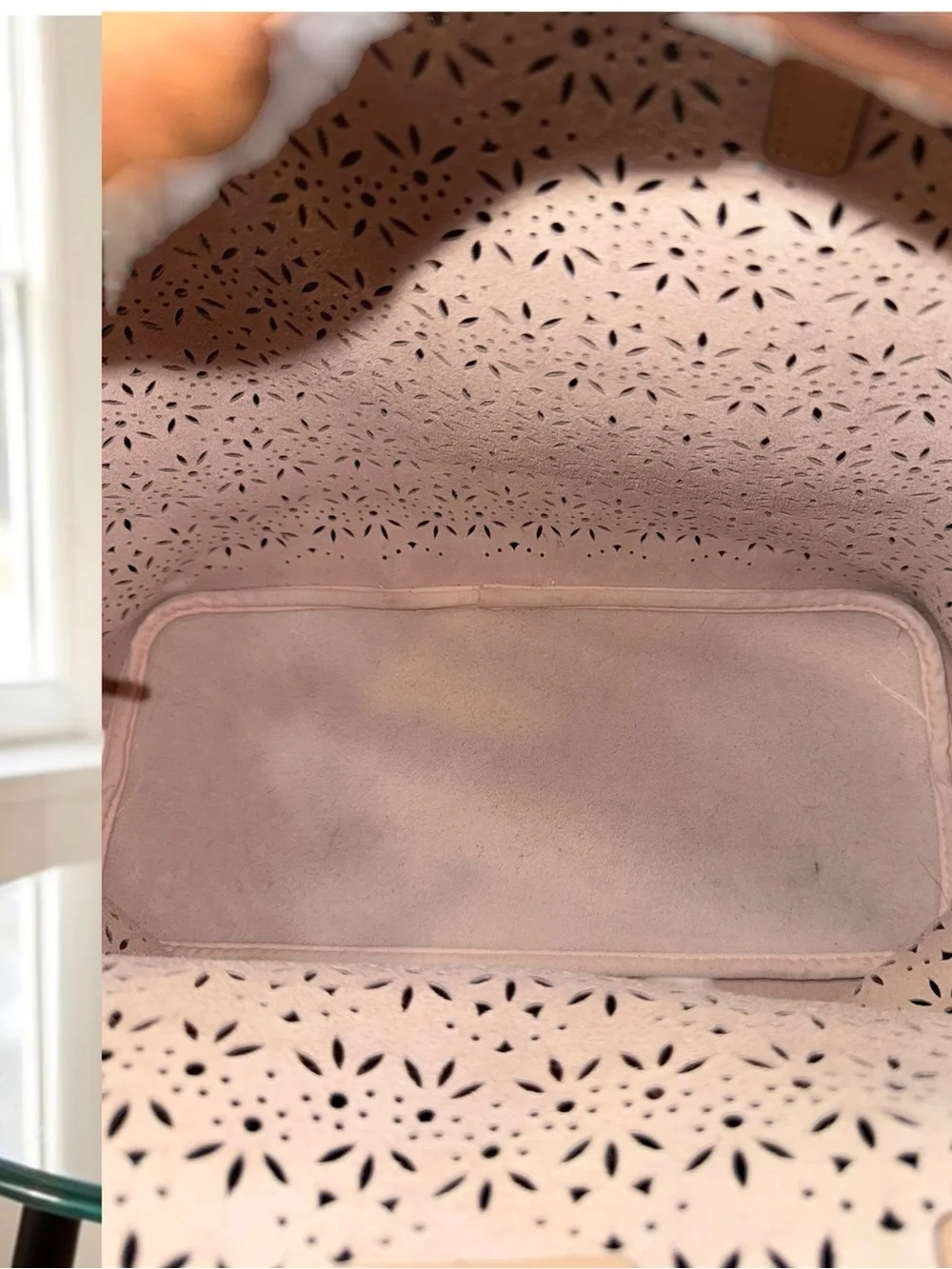 4 piece Coach Market Tote 3-Piece Set - Pearly Pink Laser Cut Perforated Leather - Picture 11 of 16